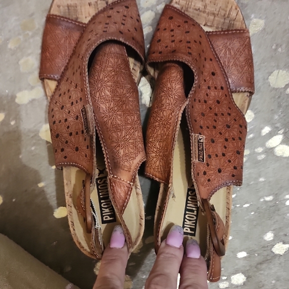 Pikolinos Women's Brown Wedge Sandals - Picture 3 of 7